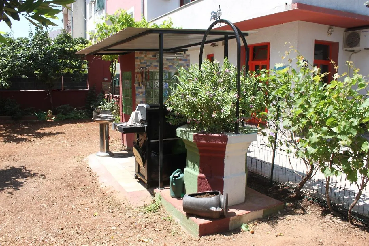 Apartment Santo Domingo プーラ